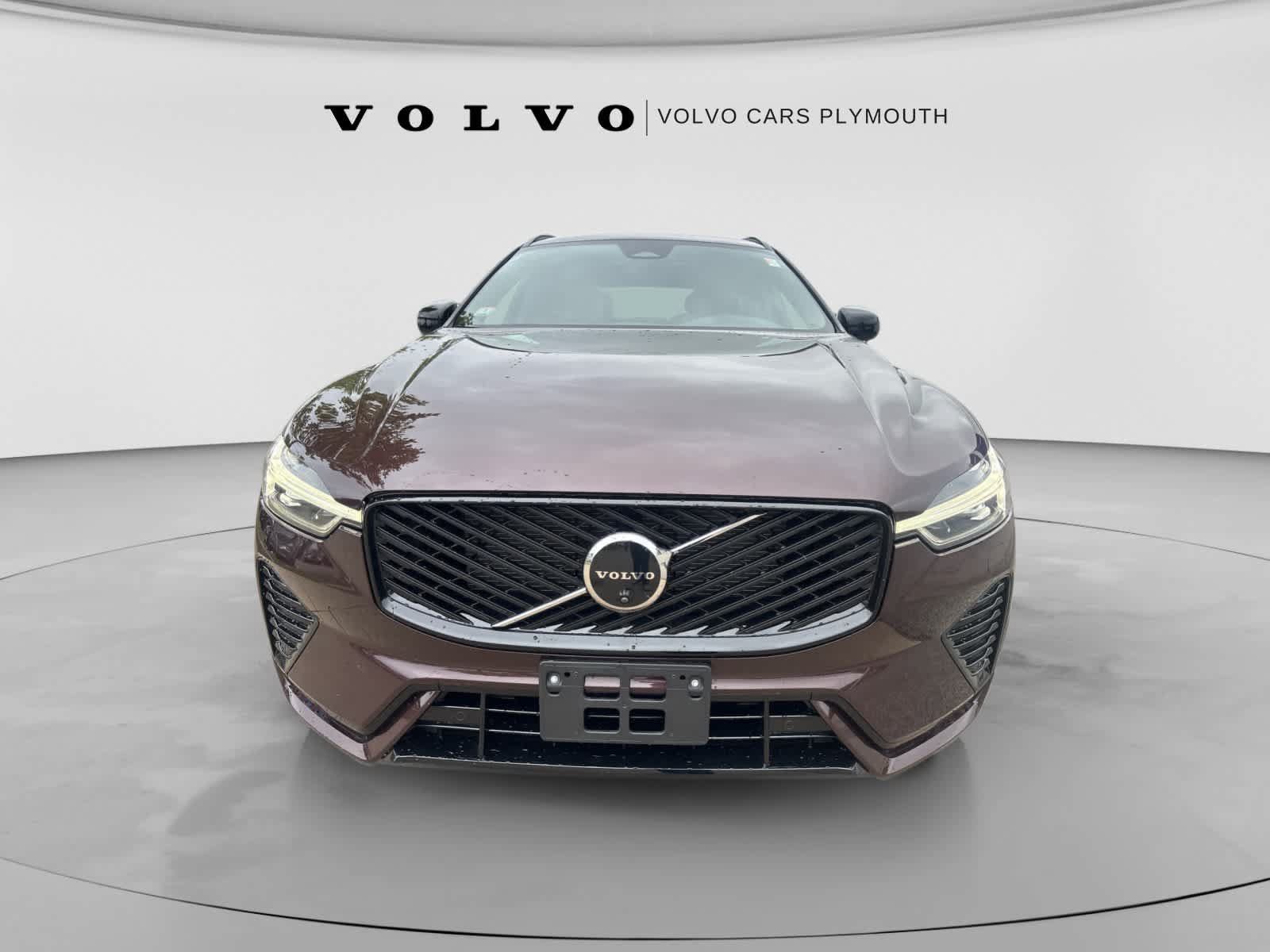Used 2026 Volvo XC60 B5 Plus w/ Protection Package Premier AWD/4WD image 6