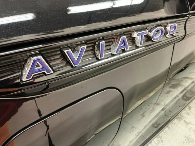 Used 2023 Lincoln Aviator Grand Touring w/ Equipment Group 301A AWD/4WD image 6