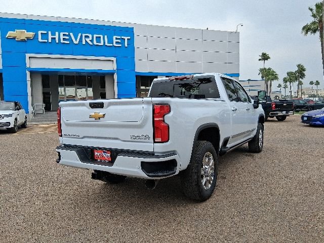 New 2026 Chevrolet Silverado 2500 High Country w/ High Country Premium Package AWD/4WD image 5