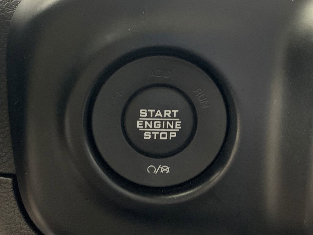 Used 2020 Jeep Gladiator Sport w/ Quick Order Package 24S image 12