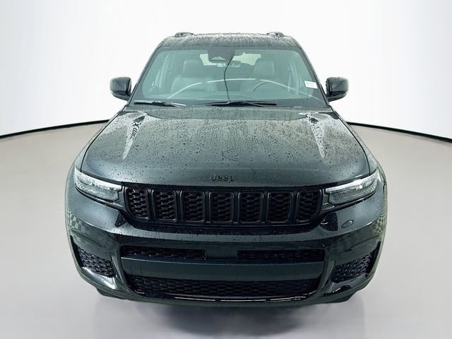 New 2025 Jeep Grand Cherokee L Altitude image 2