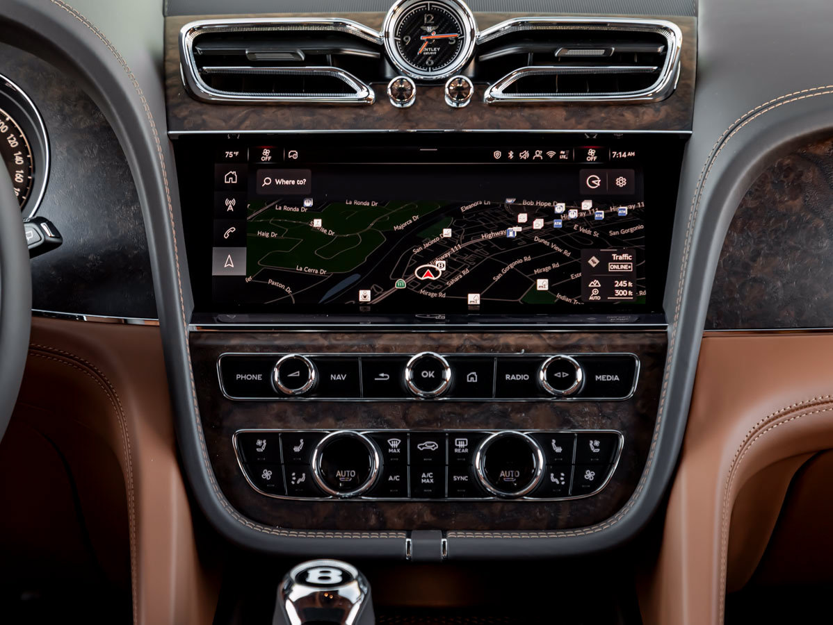 Used 2027 Bentley Bentayga AWD/4WD image 24
