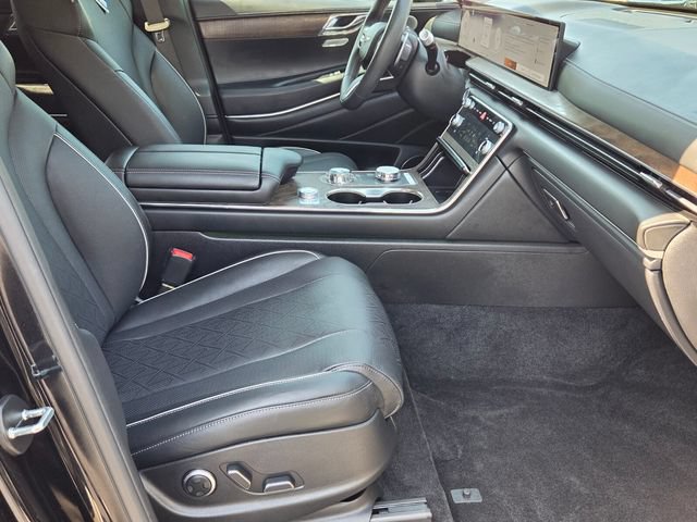 Used 2025 Genesis GV80 2.5T Prestige AWD/4WD image 17