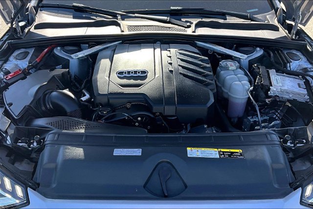 Used 2023 Audi A4 2.0T Premium Plus w/ Premium Plus Package AWD/4WD image 9