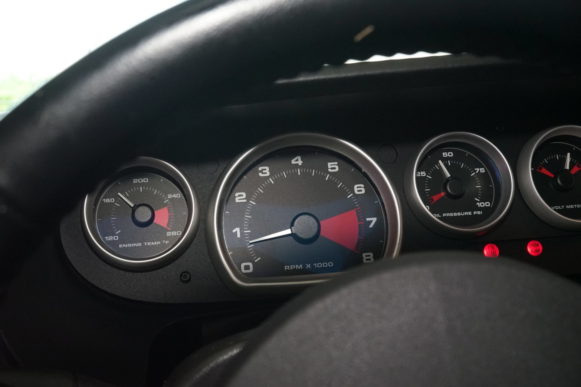 Used 2006 Ford GT RWD image 16