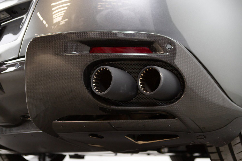 Used 2024 Ferrari Roma Spider image 39
