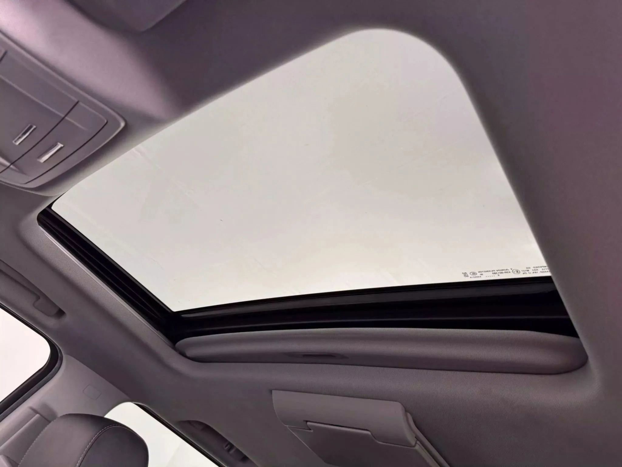 Used 2019 Chevrolet Suburban LT image 23