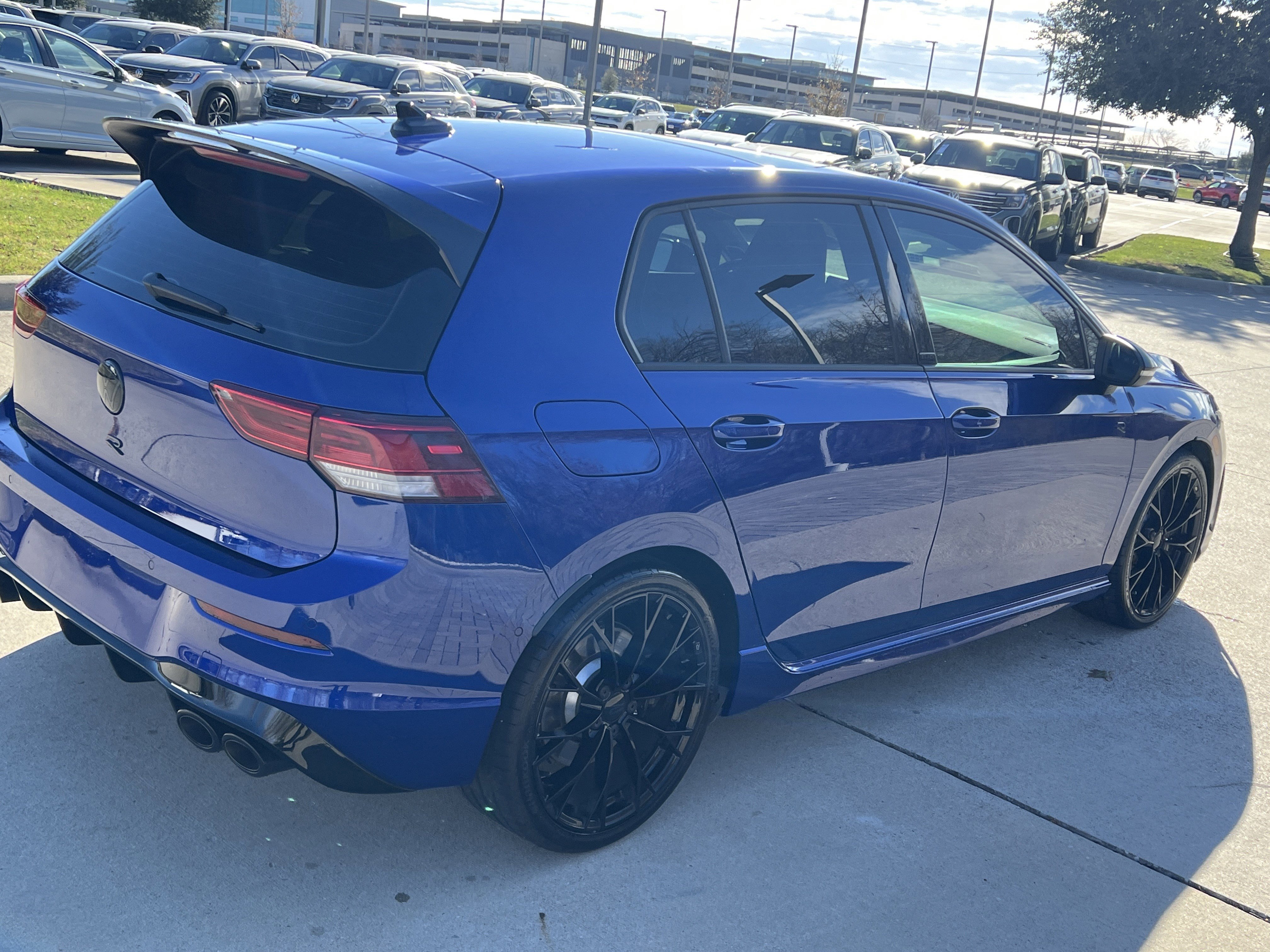 Certified 2025 Volkswagen Golf R Black Edition image 10