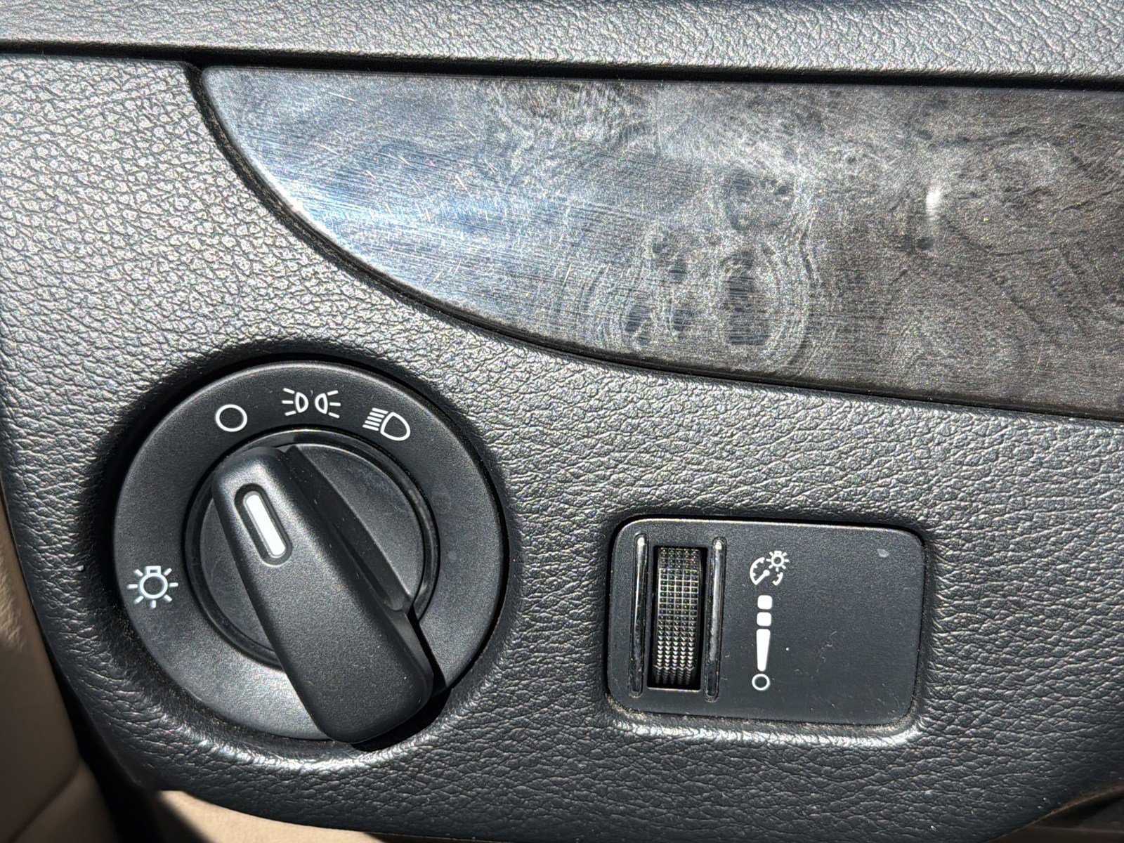 Used 2016 Dodge Grand Caravan SE w/ Quick Order Package 29E SE image 24