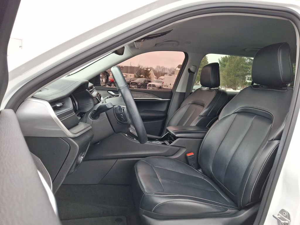 Used 2021 Jeep Grand Cherokee L Limited image 10