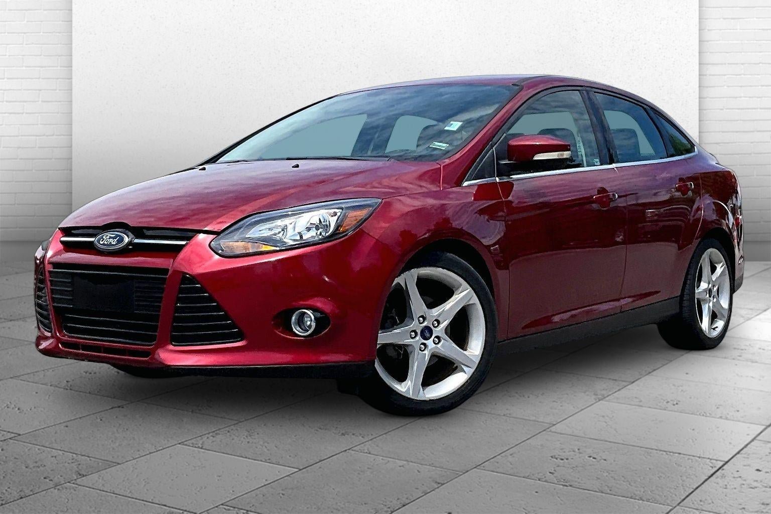 Used 2013 Ford Focus Titanium w/ Titanium Handling Pkg FWD image 11