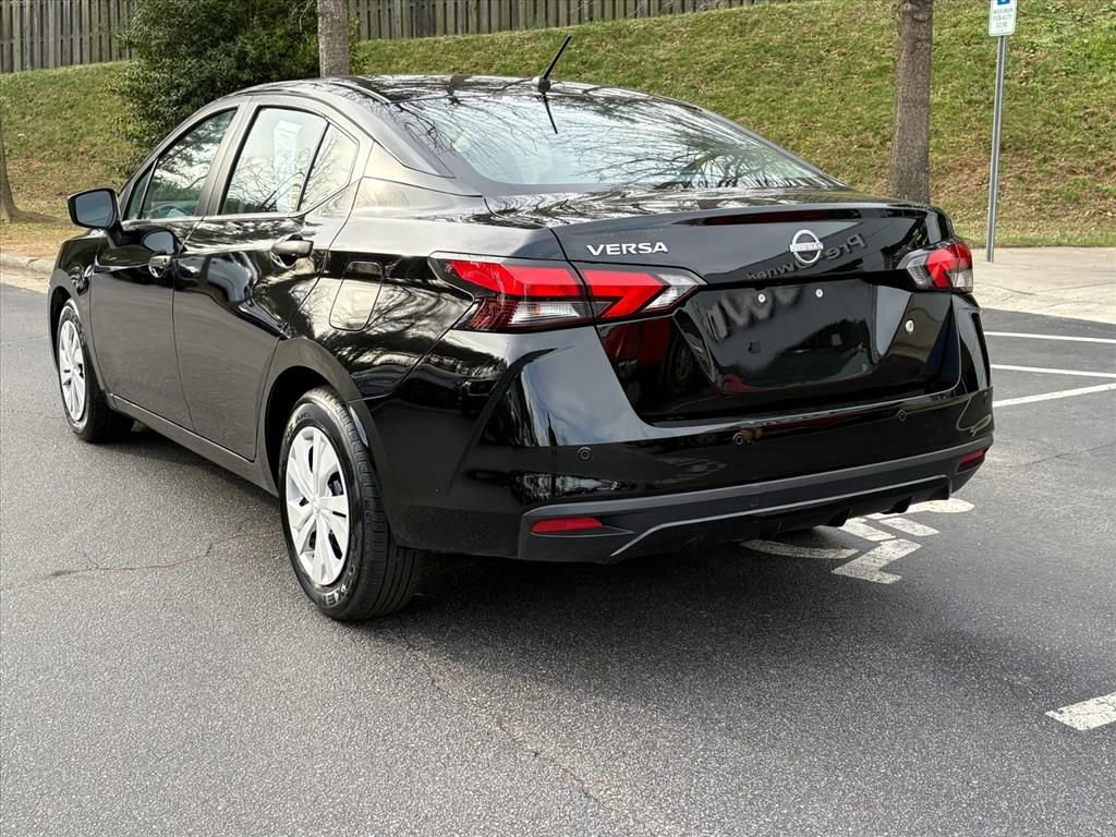 Used 2025 Nissan Versa S image 6
