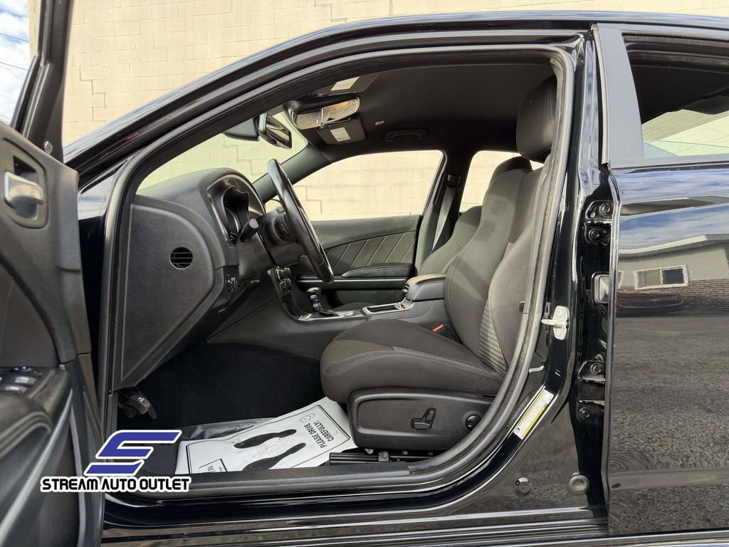 Used 2023 Dodge Charger GT image 34