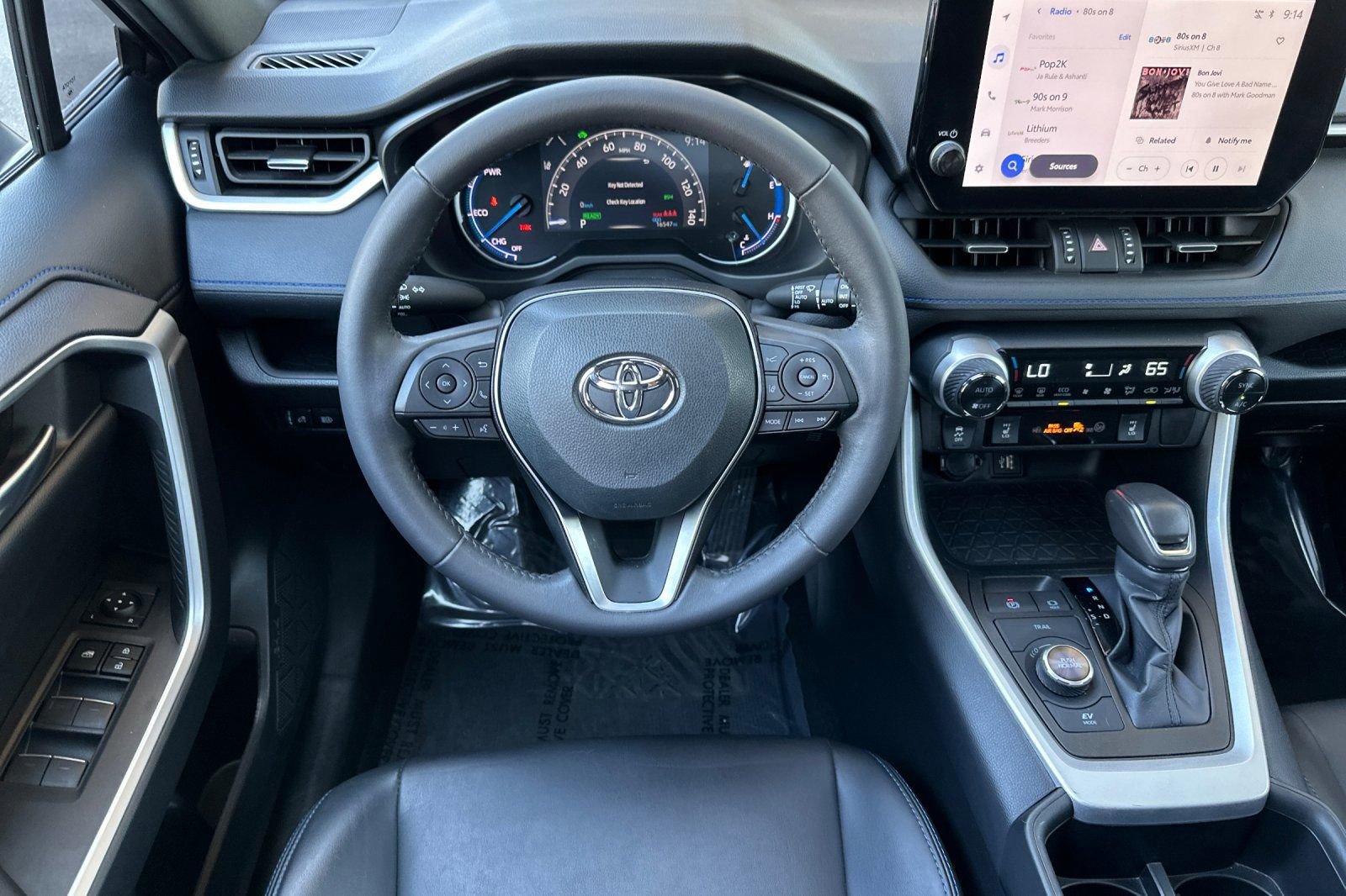 Used 2024 Toyota RAV4 XSE w/ Weather Package AWD/4WD image 15