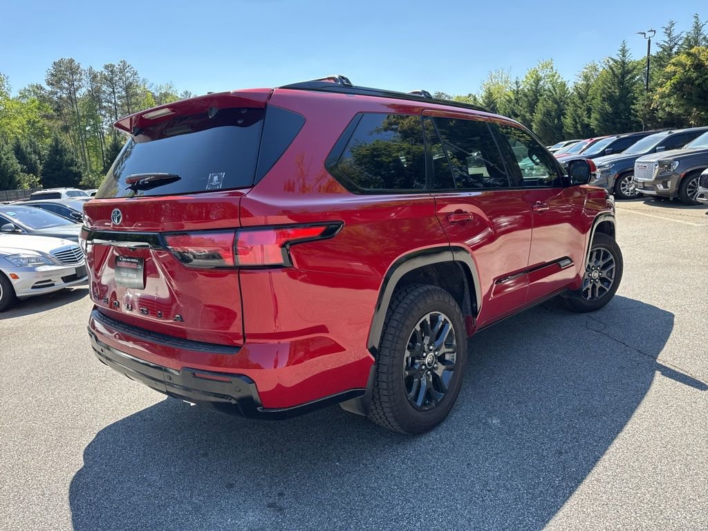 Used 2023 Toyota Sequoia Platinum image 3