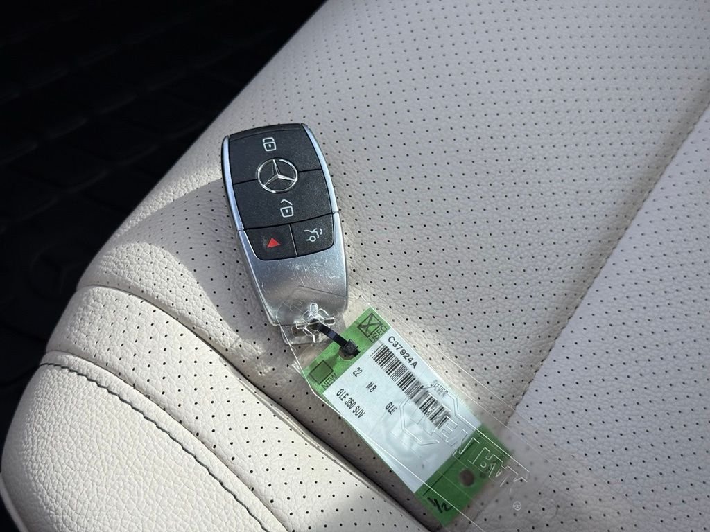 Used 2022 Mercedes-Benz GLE 350 image 41