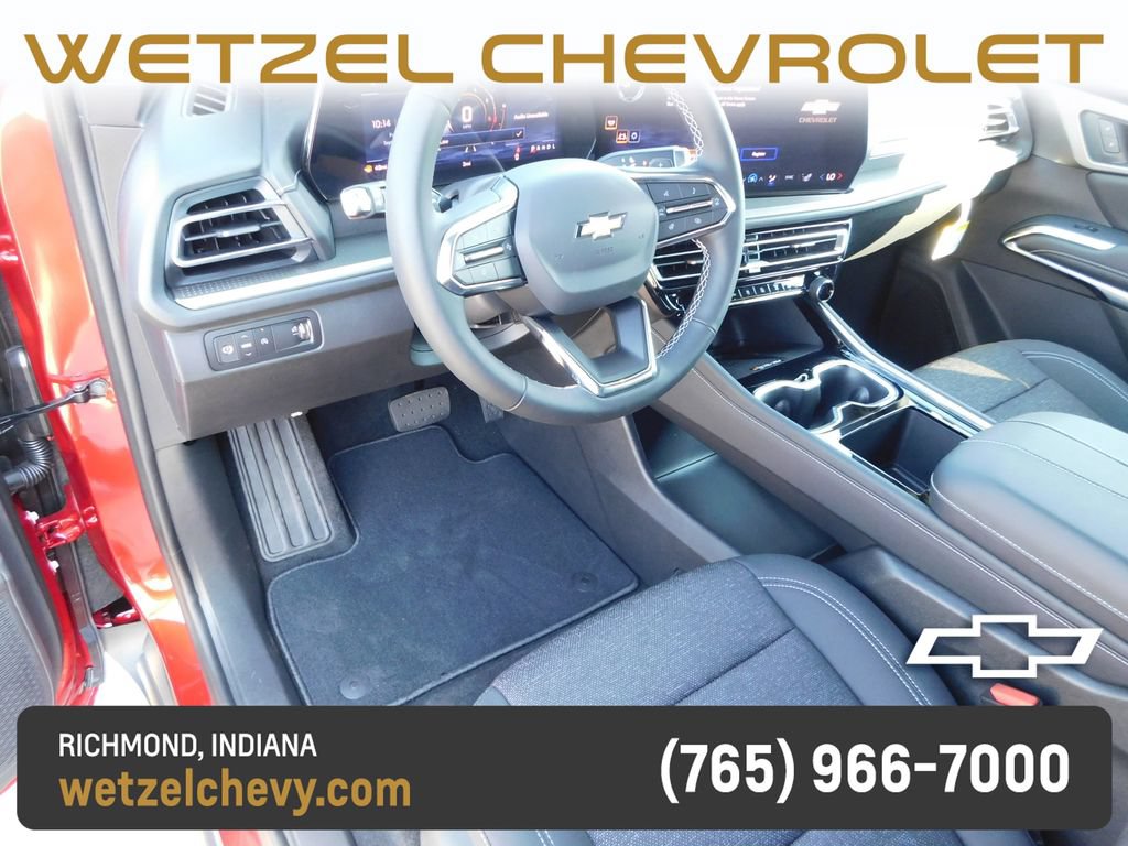 New 2027 Chevrolet Traverse LT FWD image 14