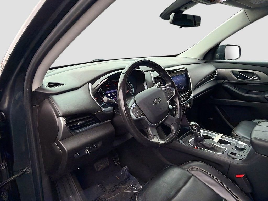 Used 2021 Chevrolet Traverse RS image 19
