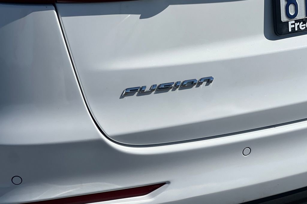 Used 2020 Ford Fusion SEL FWD image 27