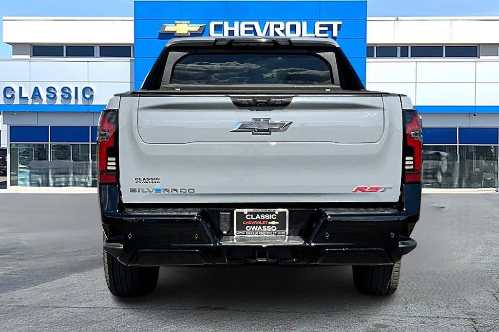 New 2025 Chevrolet Silverado EV RST AWD/4WD image 4