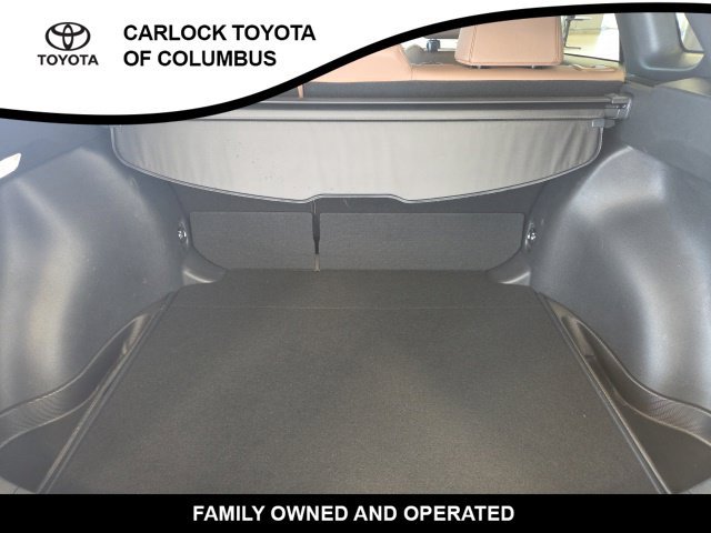 Used 2026 Toyota Corolla Cross XLE w/ Convenience Package FWD image 16