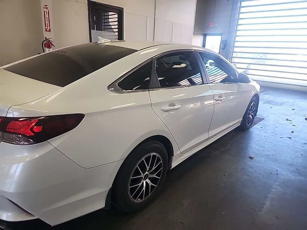 Used 2018 Hyundai Sonata SE image 6