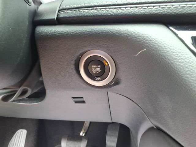 Used 2025 Chrysler Pacifica Limited FWD image 20