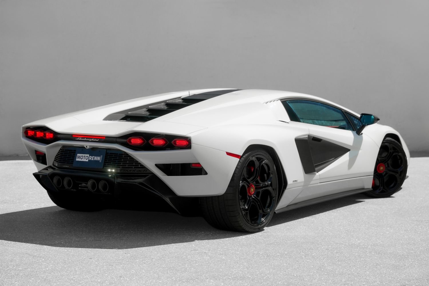 Used 2022 Lamborghini Aventador Countach AWD/4WD image 3