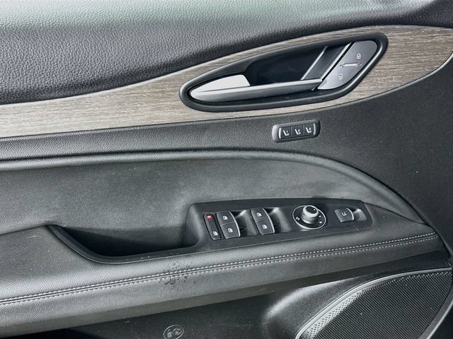 Used 2023 Alfa Romeo Stelvio Ti AWD/4WD image 25