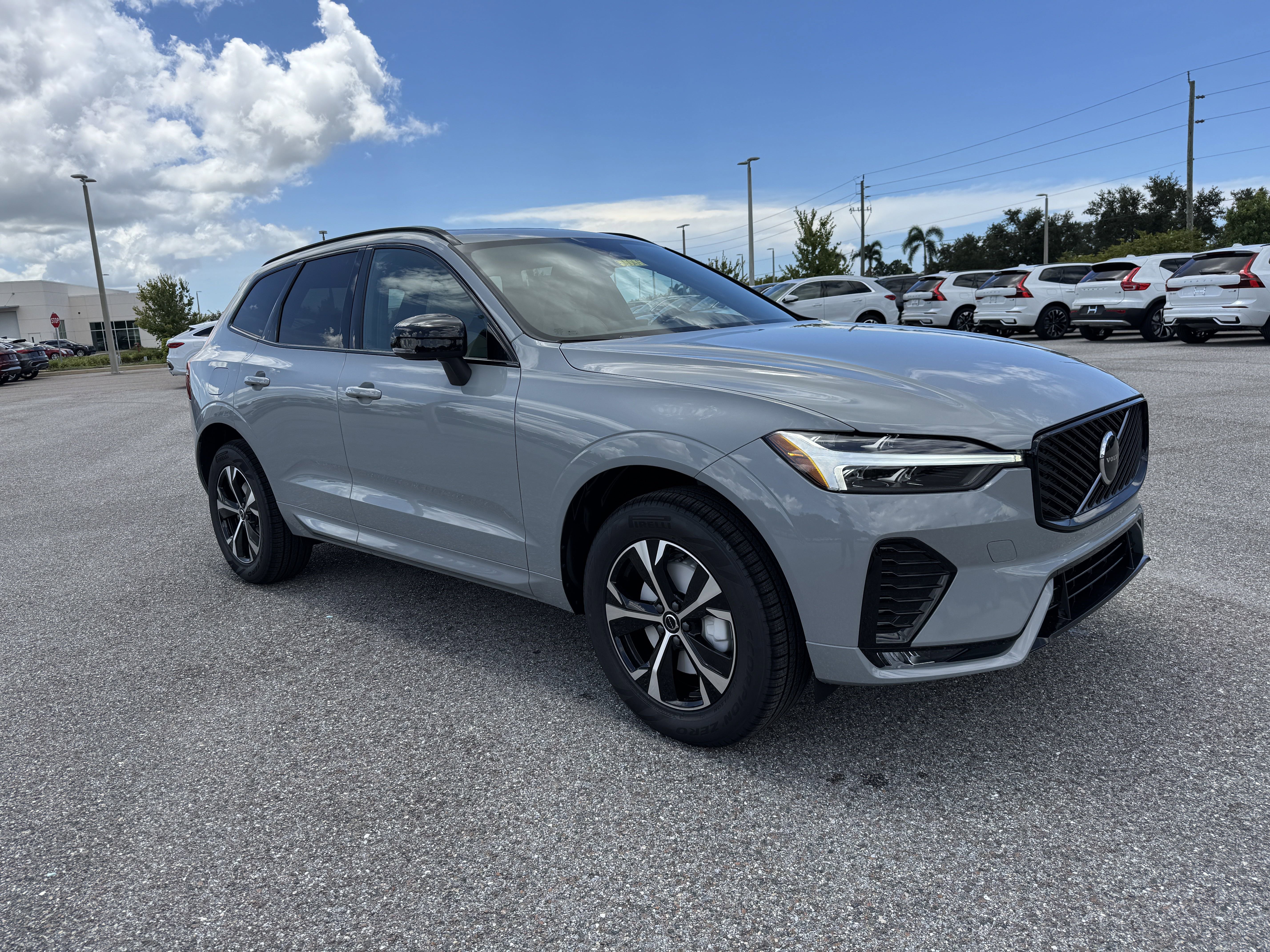 New 2026 Volvo XC60 B5 Core w/ Protection Package