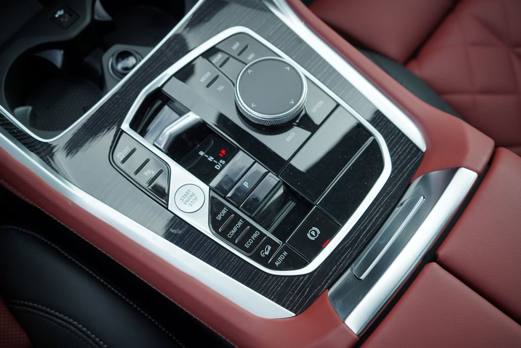 New 2026 BMW X6 xDrive40i image 18