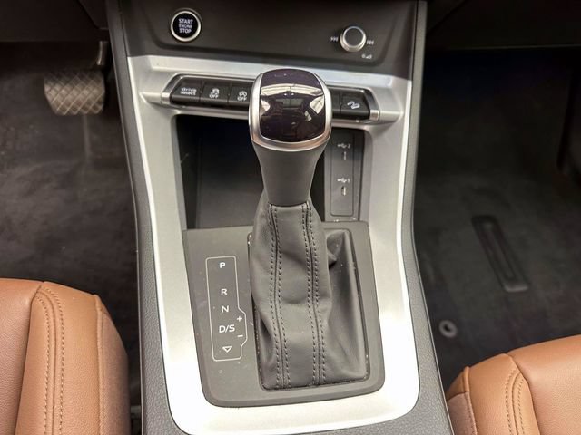 Used 2023 Audi Q3 2.0T Premium w/ Convenience Package AWD/4WD image 28