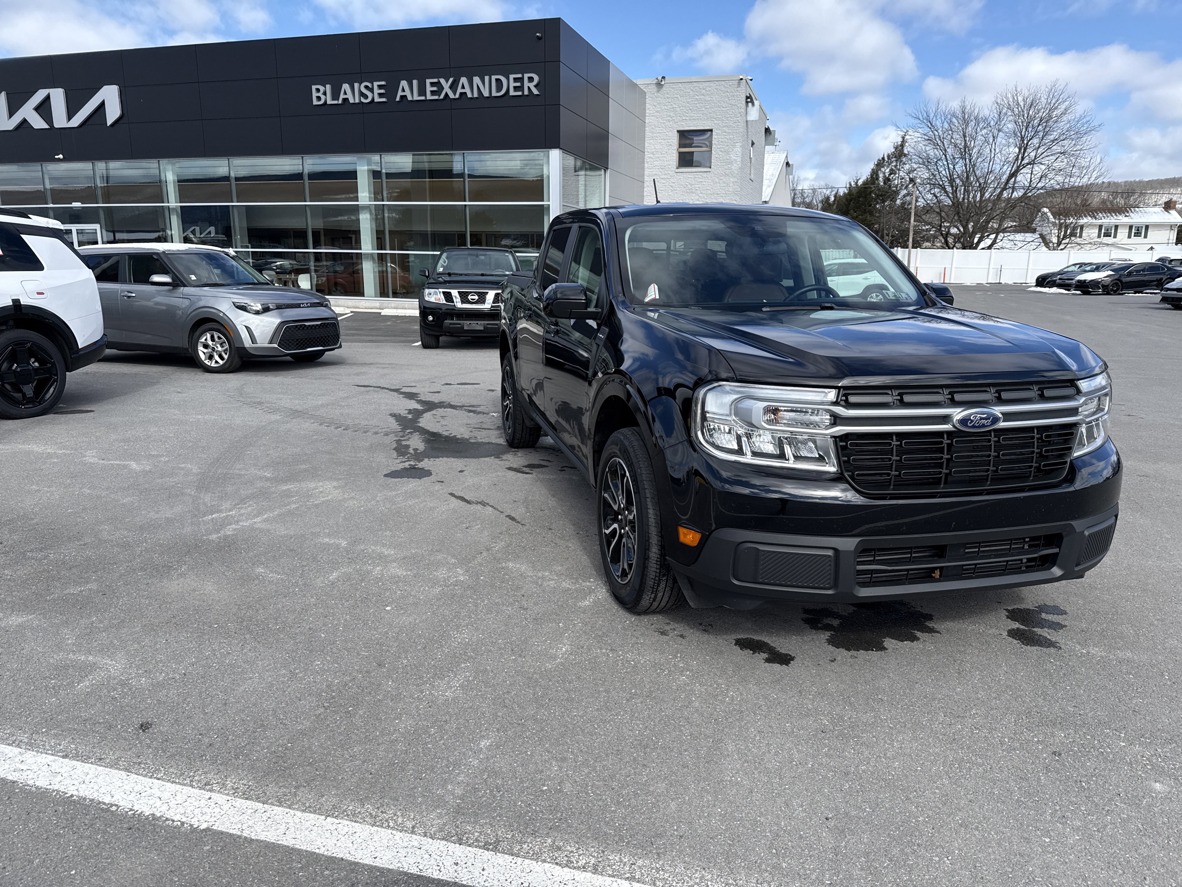 Used 2022 Ford Maverick Lariat w/ Equipment Group 500A Standard image 1