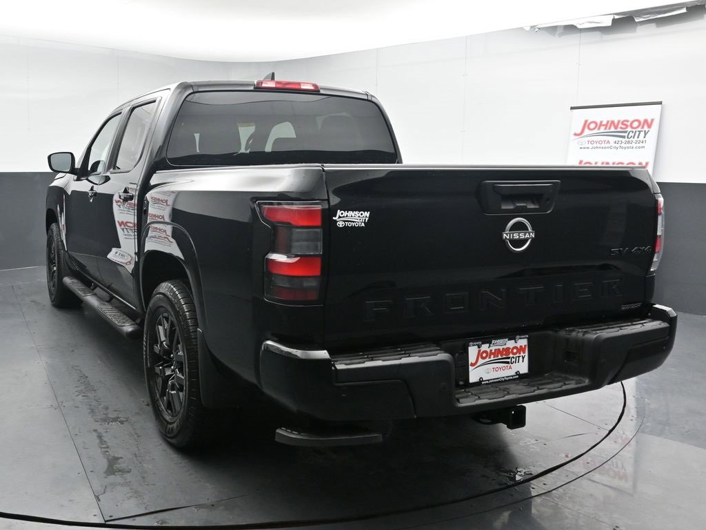 Used 2023 Nissan Frontier SV w/ Midnight Edition Package image 6