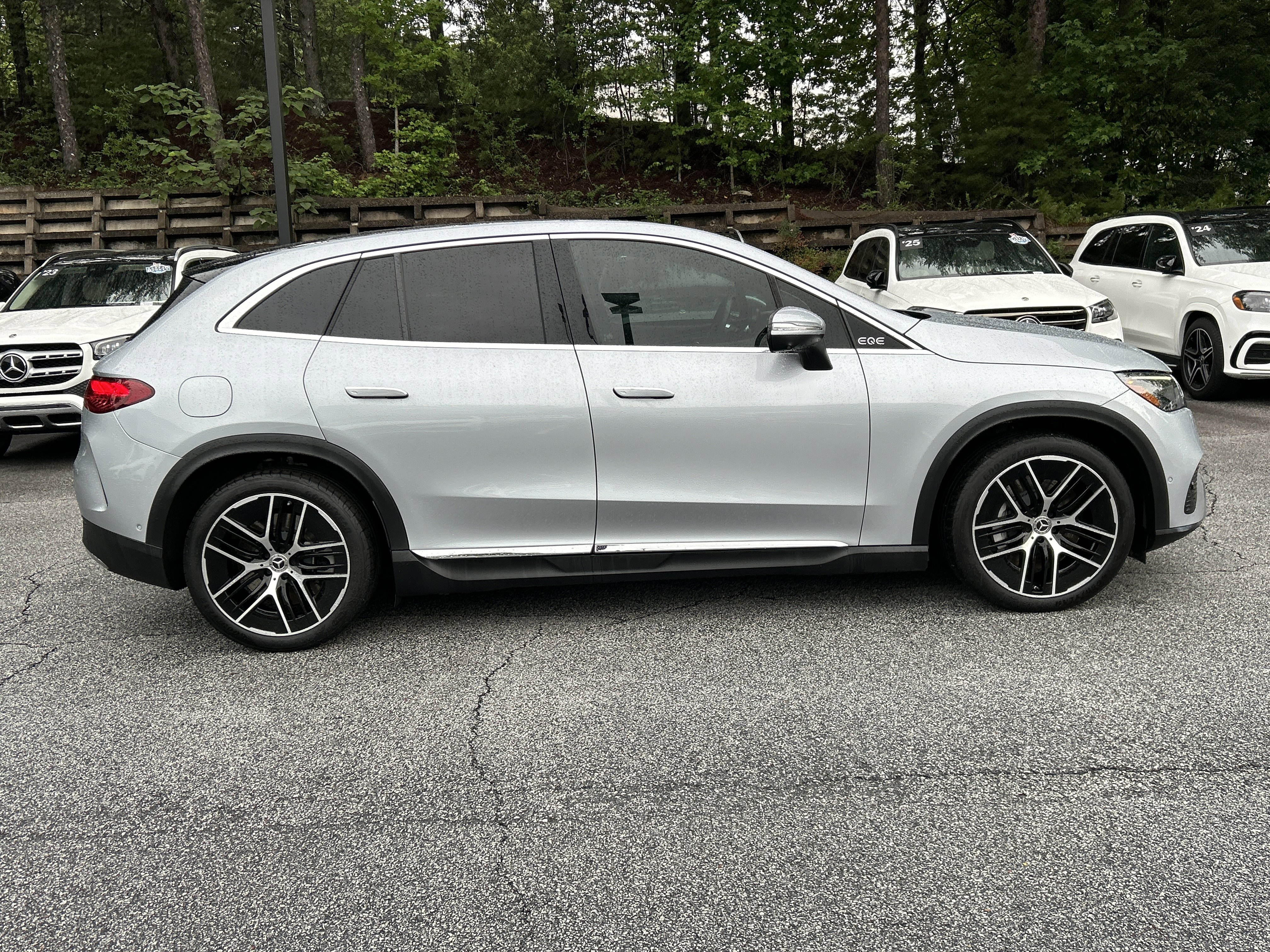 Used 2023 Mercedes-Benz EQE 350+ 4MATIC SUV image 5