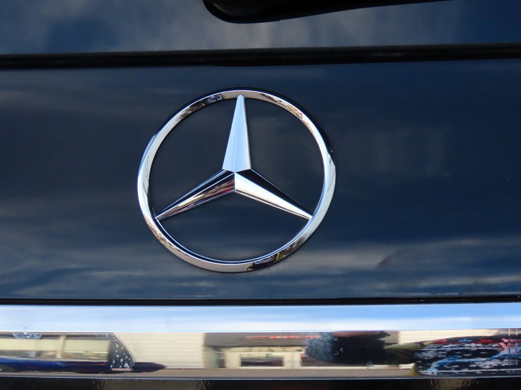 Used 2021 Mercedes-Benz GLS 580 4MATIC image 20