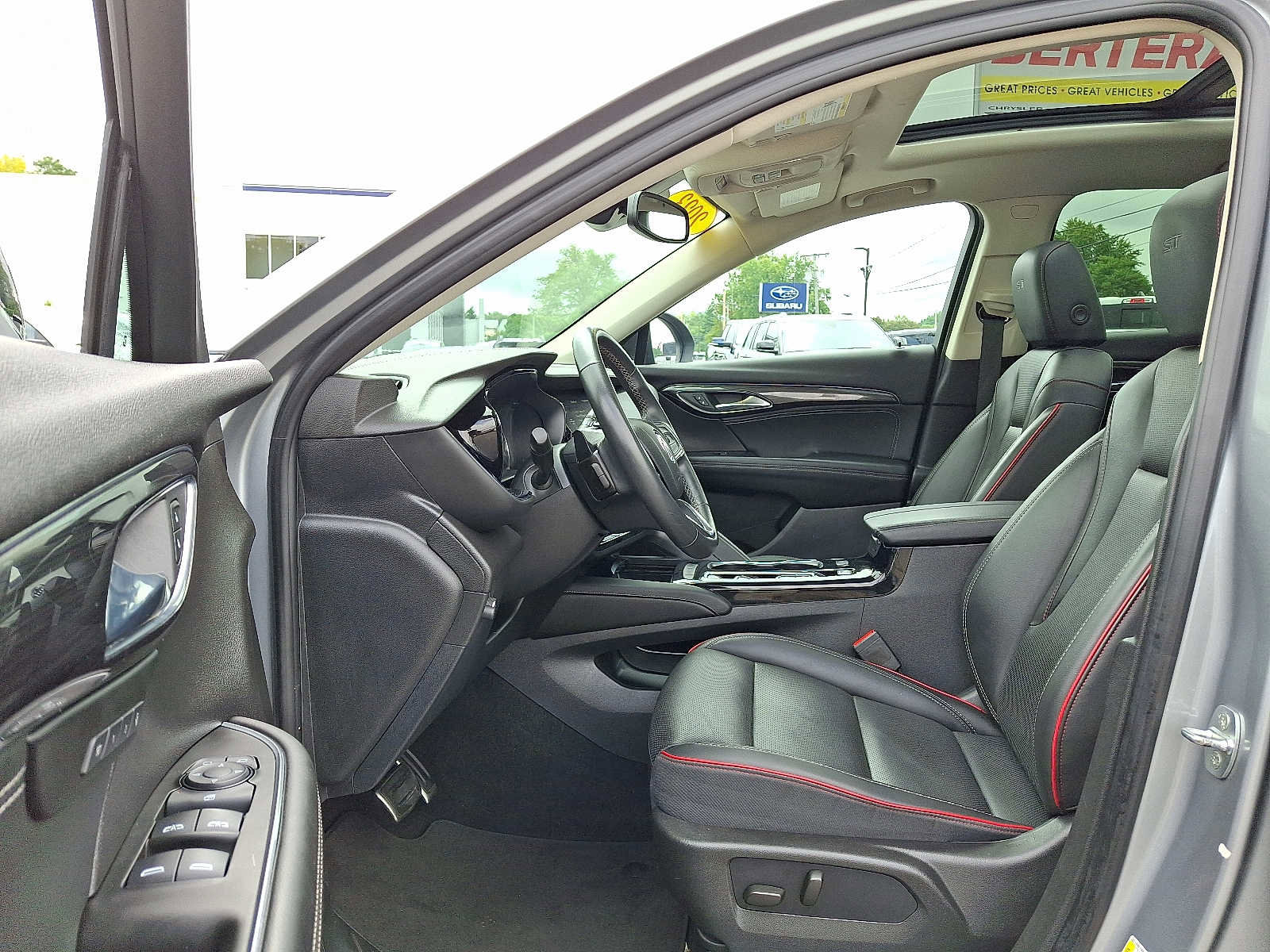 Used 2023 Buick Envision Essence w/ Sport Touring Package image 13