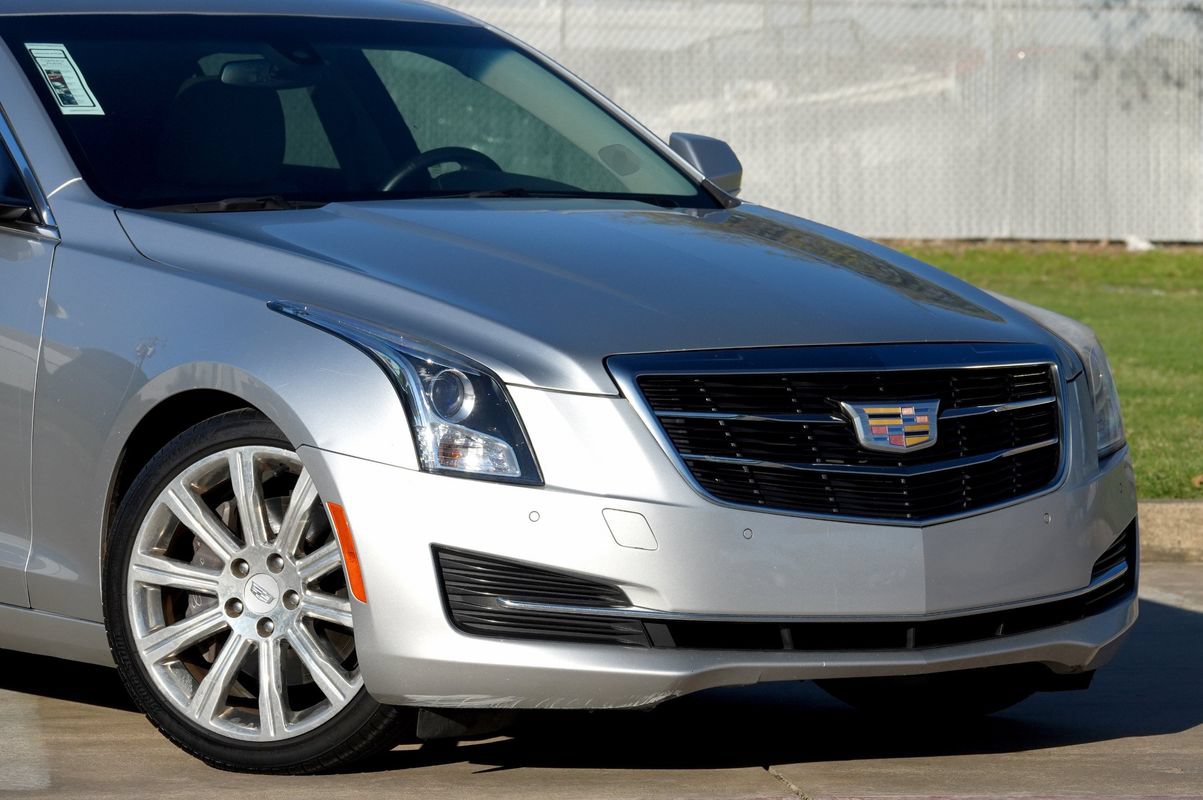 Used 2016 Cadillac ATS Luxury w/ Sun And Sound Package RWD image 18