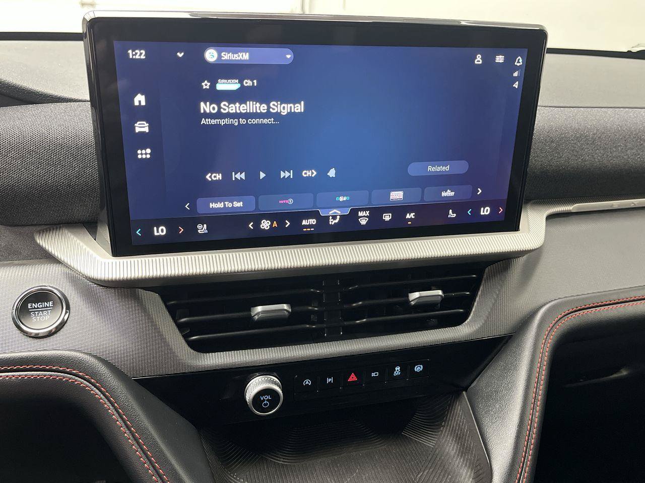 Certified 2025 Ford Explorer ST-Line AWD/4WD image 19