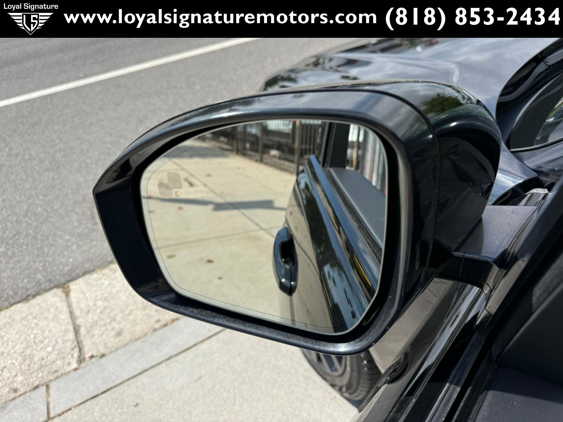 Used 2018 Land Rover Range Rover Supercharged AWD/4WD image 25