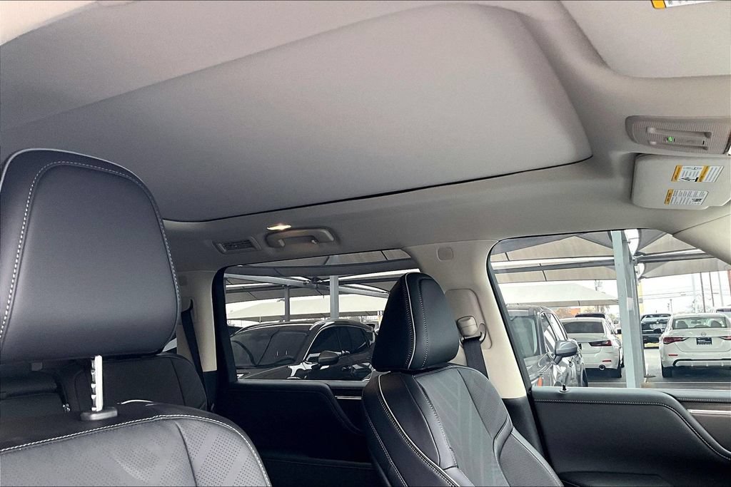 New 2026 INFINITI QX80 Luxe w/ Cargo Package AWD/4WD image 23