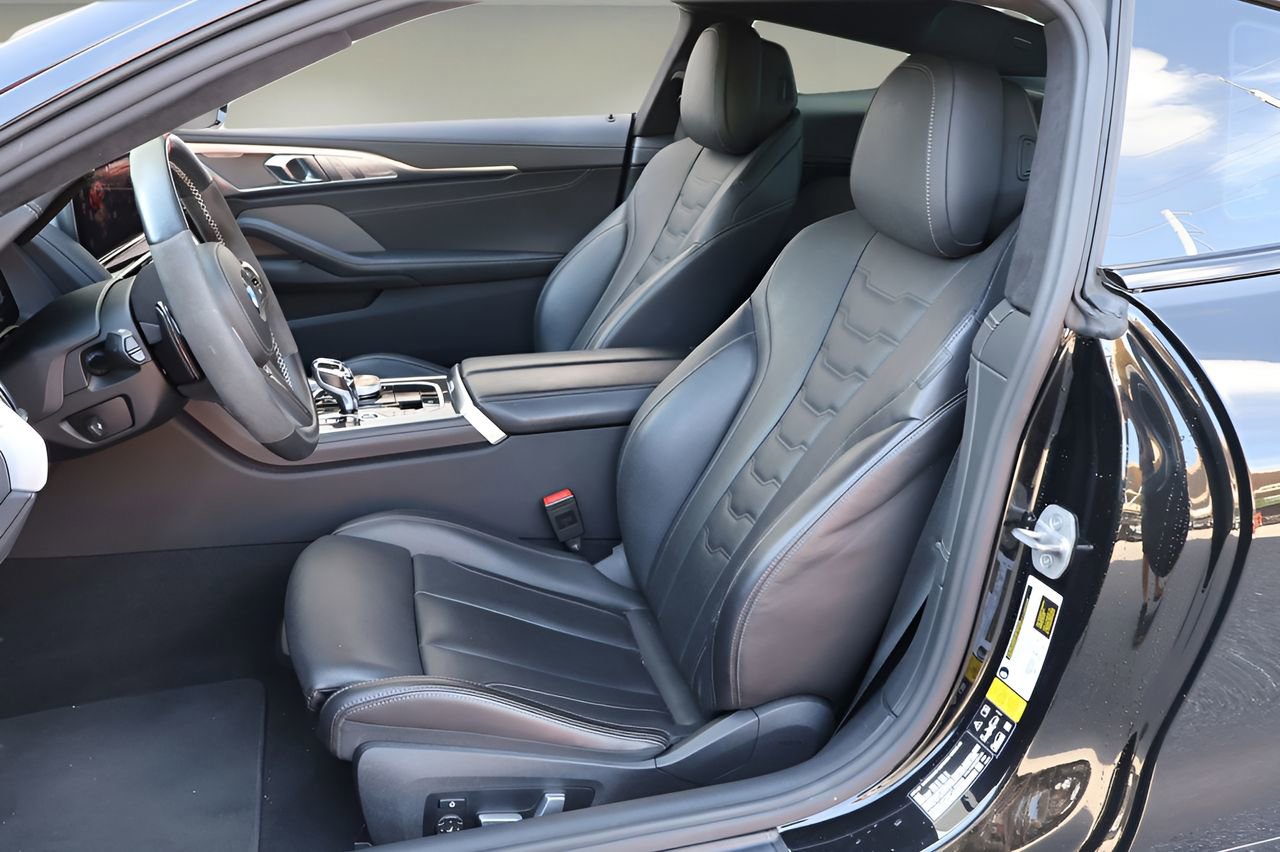 Used 2023 BMW M850i xDrive Coupe w/ M Carbon Exterior Package AWD/4WD image 11