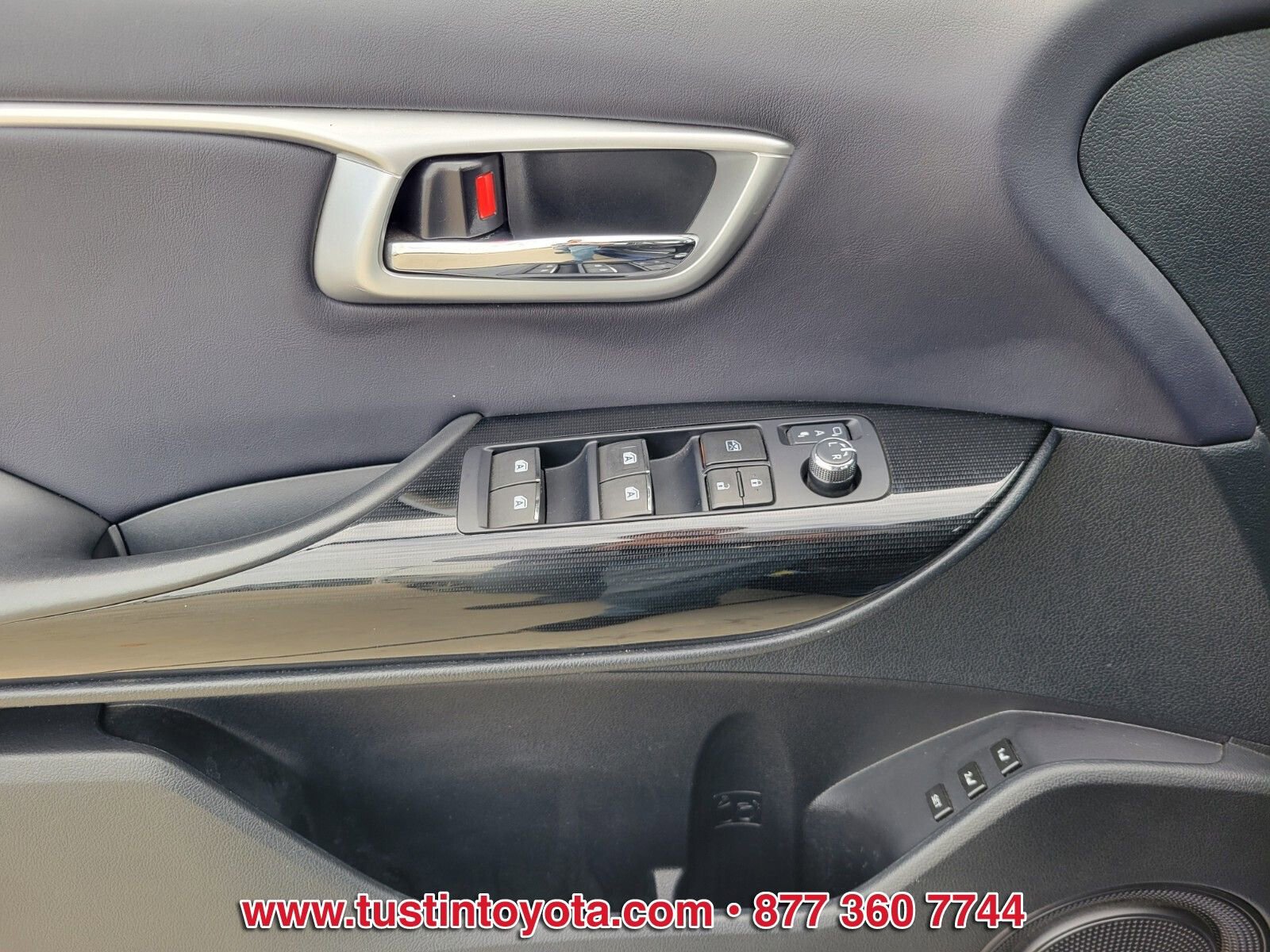 Used 2016 Toyota Mirai image 17