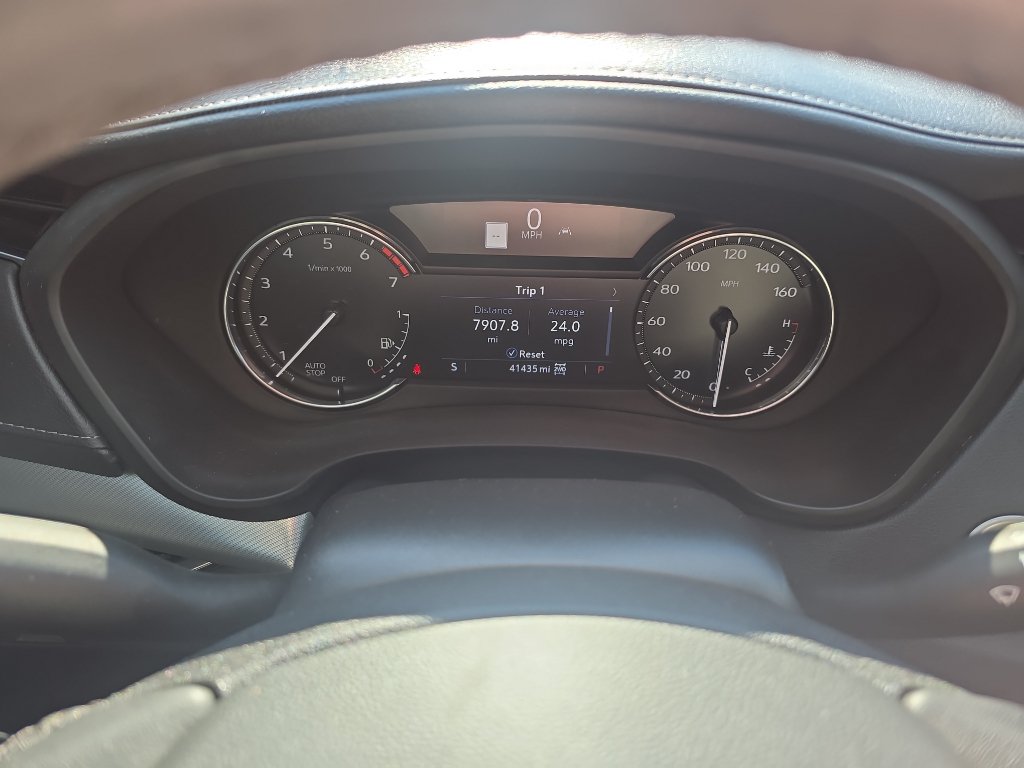 Used 2022 Cadillac XT4 Premium Luxury w/ Cold Weather Package AWD/4WD image 19