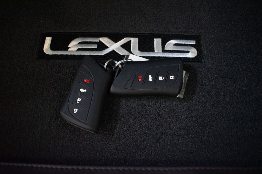 Used 2024 Lexus RX 350 Premium w/ Kick Sensor & Tow Package AWD/4WD image 27