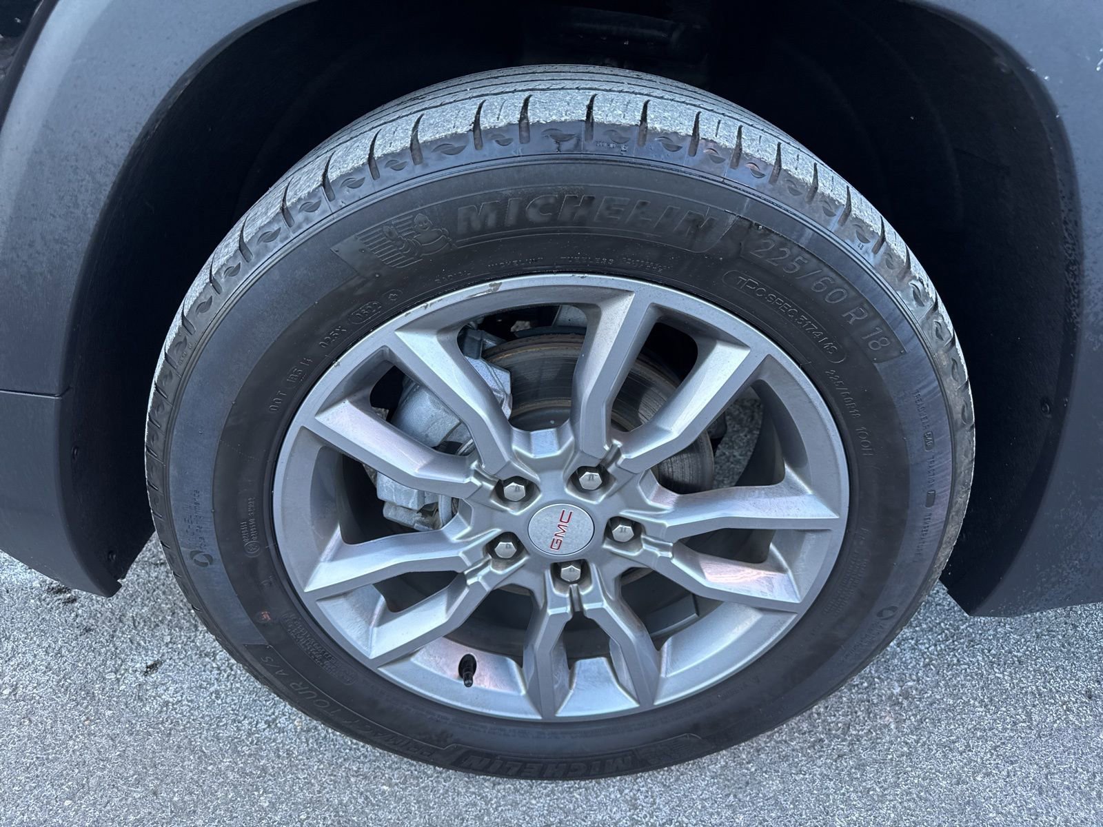 Used 2022 GMC Terrain SLT w/ Infotainment Package II image 9