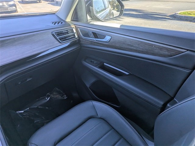 Certified 2024 Volkswagen Atlas SEL image 19