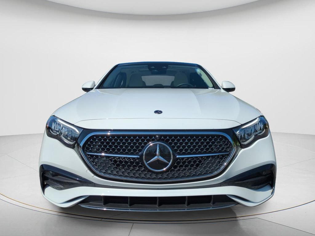 Used 2025 Mercedes-Benz E 350 Sedan image 2