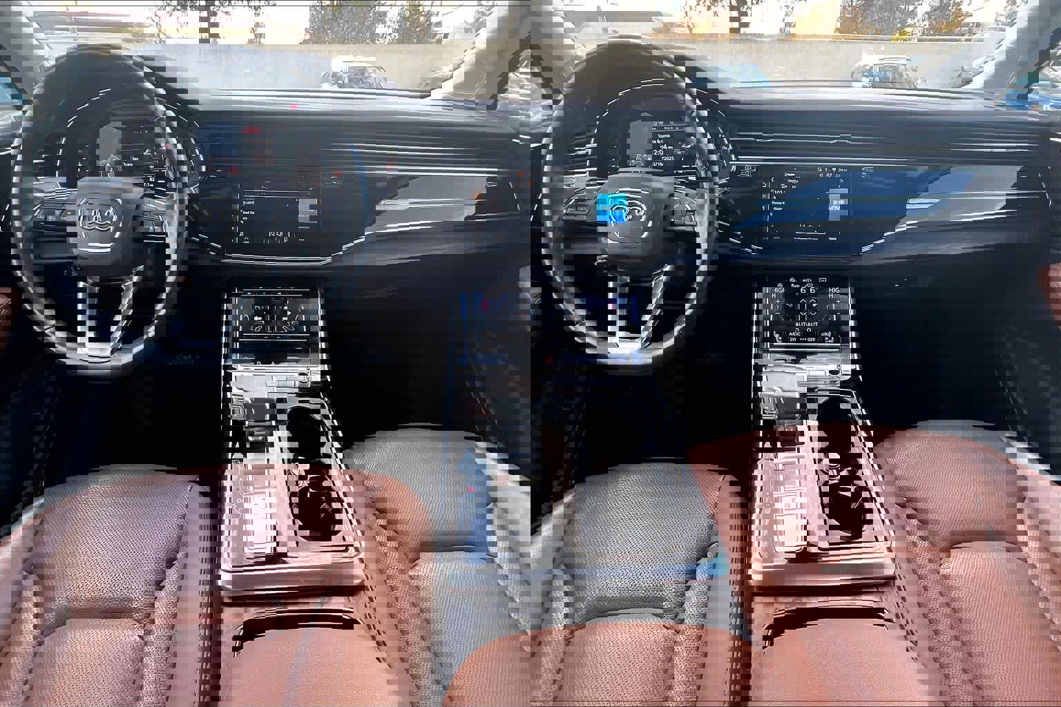 Used 2023 Audi Q7 3.0T Prestige image 16