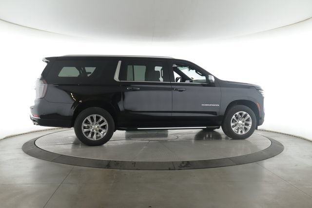 Used 2026 Chevrolet Suburban Premier w/ Sun And Tow Package AWD/4WD image 6